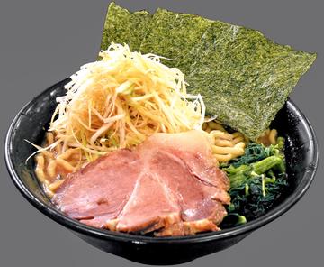 醤油豚骨ネギラーメン