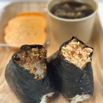 選べるおむすび2点と肉吸い・出汁巻きセット