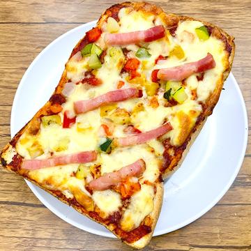 オルトラーナ・ピザトースト(グリル野菜とベーコン)
