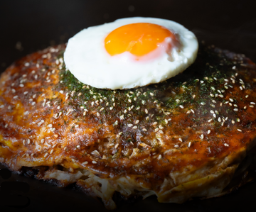 お好み焼きそば 目玉のせ
