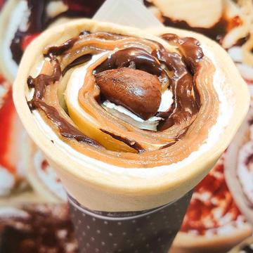 モンブランチョコバナナ生クリーム