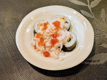 紅ずわい蟹のこぼれ寿司【お店と同価格】