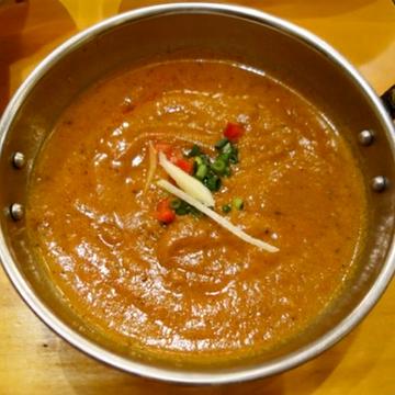 チキンカレー CHICKEN CURRY