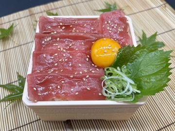 マグロの熟成漬け丼(並)Matured marinated tuna rice bowl (regular size)