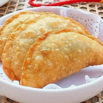 揚げ大餃子5個(キムチ＆野菜)
