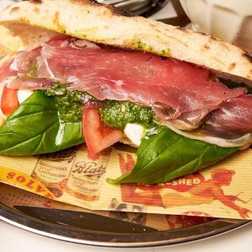 生ハム＆カプレーゼ (Prosciutto ＆ Caprese)