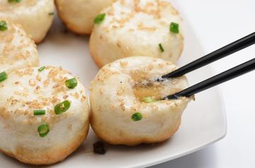 焼き小籠包4個