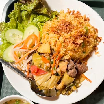 牛肉チャーハン