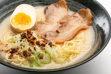 とんこつ醤油ラーメン