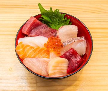 海鮮丼