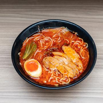炎旨辛ラーメン(辛い)