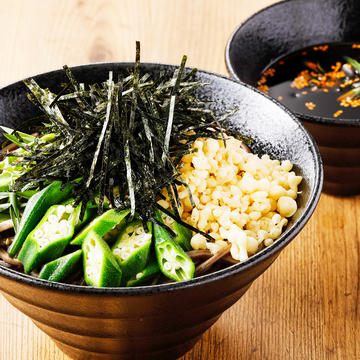 ワシワシガシガシ食べる！ ラー油つけ蕎麦+オクラ