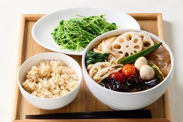 豆苗炒めの麻辣湯定食 Stir-Fried Pea Sprouts Malatang Set Meal