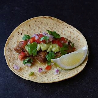 一回食ってみカルニータスTACOS
