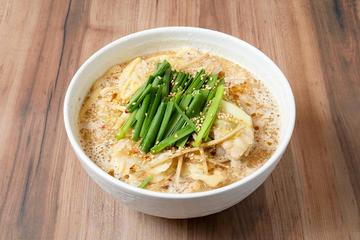 博多もつちゃんぽん みそ味 Offal Chanpon - Miso Flavor