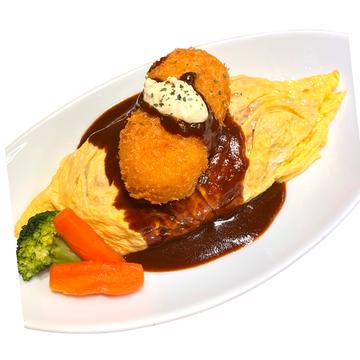 特製チキンオムライス(デミソース)カニクリームコロッケのせ