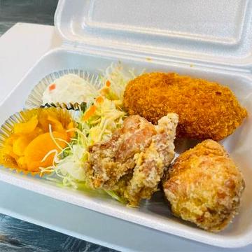 からあげクリームコロッケ弁当 Fried Chicken Cream Coroke Bento Box
