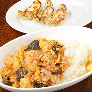中華屋啓ちゃん 木耳玉子丼＆餃子セット