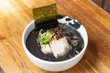 黒油ラーメン