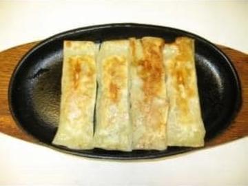 627手作り鉄板棒餃子