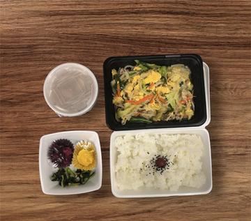 【味噌汁付き】肉野菜炒め弁当