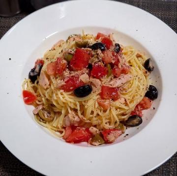 ツナとトマトの冷製パスタ