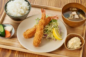 エビフライ定食(味噌汁付き)