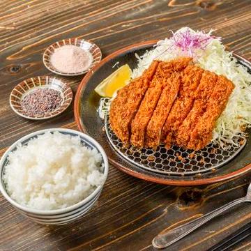 特上ロースかつ弁当 (300g)