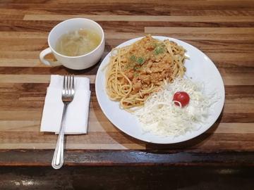ミートソースパスタ