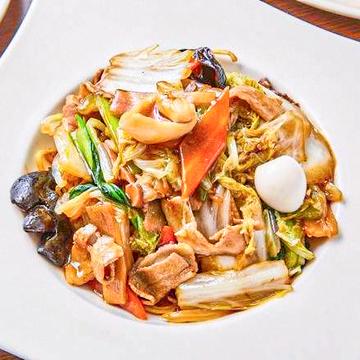 五目あんかけやきそば Mixed Yakisoba with Starchy Sauce