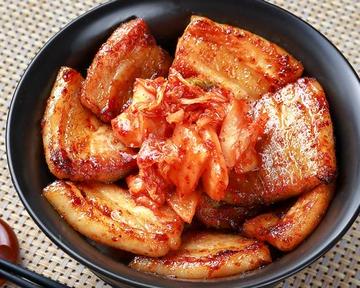 【キムチのせ】豚丼
