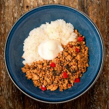温玉とろけるガパオライス (Soft-Boiled Egg)Gapao Rice