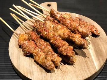 名物ラム串焼・5本・羊肉串