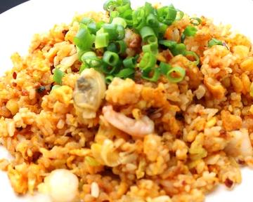 海鮮ピリ辛炒飯