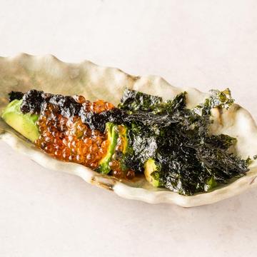 アボカドといくらののりのりサラダ