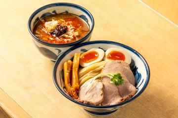 鶏と魚介の特製辛辛つけ麺
