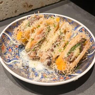 カダイフで包んだ旨み重なる贅沢サンド