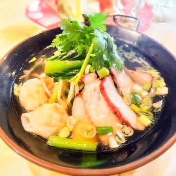 赤豚とワンタンラーメン RED PORK ANDWANTAN SOUP NOODLE