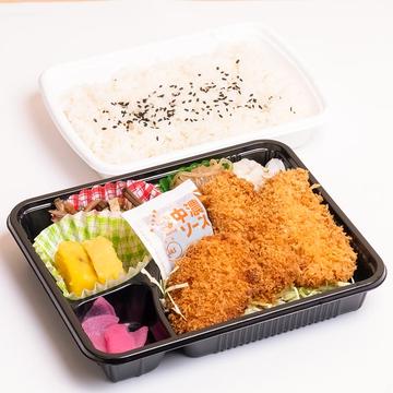 イカフライとヒレカツ弁当