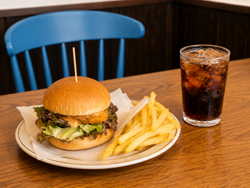 コロッケバーガー(Sポテト・ドリンク付き)