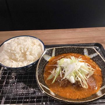 とろとろ牛すじ煮込み弁当 肉増量