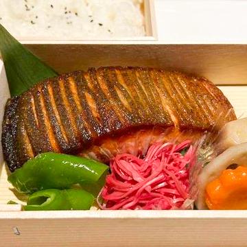 サーモンバター焼御弁当