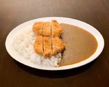 【NO.1人気メニュー】王様チキンカツカレー