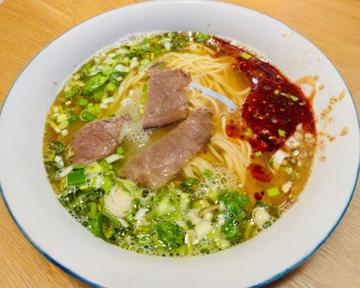 牛肉ラーメン