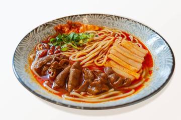 シャンラー豚ホルモンビーフン(香辣肥湯粉)