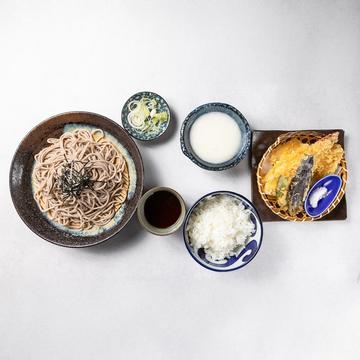 とろろご飯と天ぷらそばセット
