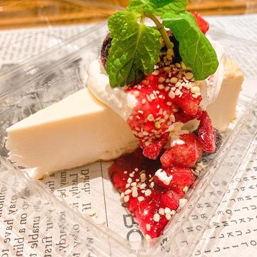 ベリーベリーチーズケーキ