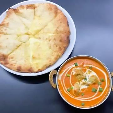 【人気NO.1】濃厚バターチキンカレー＆チーズナン / Butter Chicken Curry＆Cheese Naan