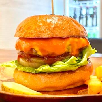 Cheese Burger チーズバーガー(ポテト付き)