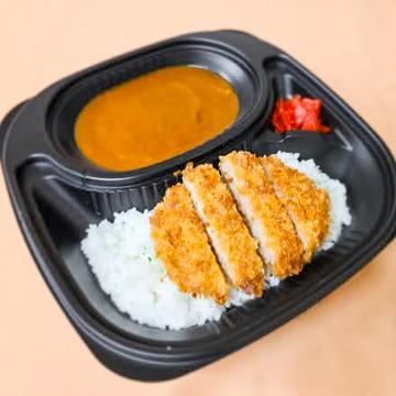 メンチカツカレー